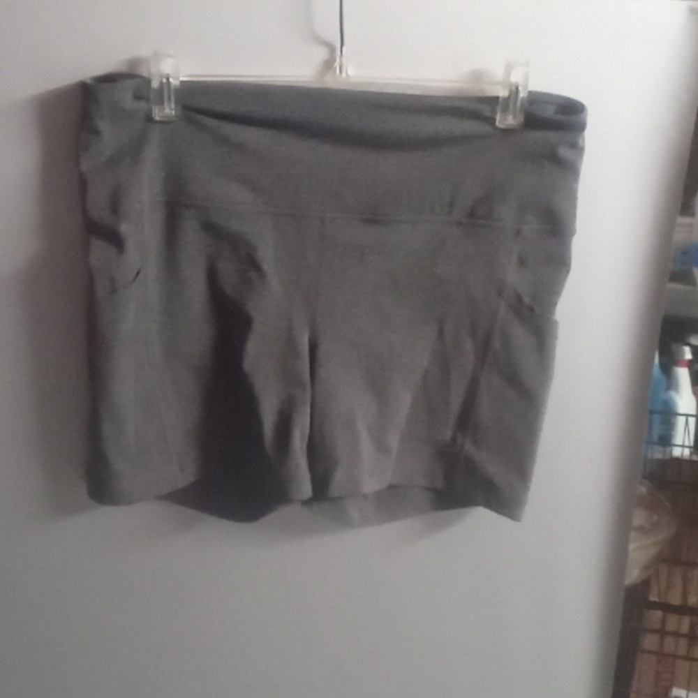 Activewear size XL (SKU 521)
